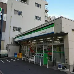 ファミリーマート 熱海本町商店街店