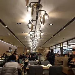金鐘廊翡翠拉麵小籠包