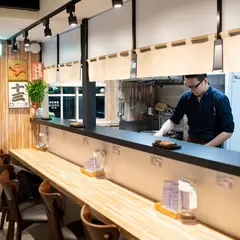 盈 豚骨カレー咖哩飯専門