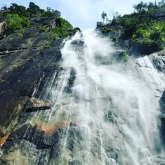行縢の滝