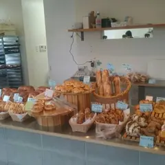 bakery ZOU(ベーカリーゾウ)