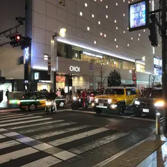 包むファクトリー新宿マルイ店