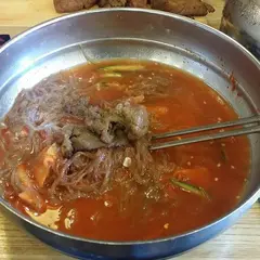ユッサム冷麺 明洞２号店