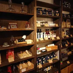 ラ・ティーナ
