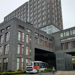 Novotel Shanghai Clover Hotel