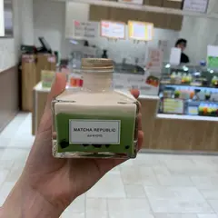 抹茶共和国神戸マルイ店