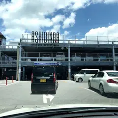 沖縄アウトレットモール 駐車場
