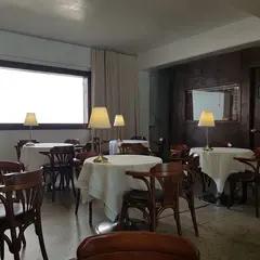 teiny table