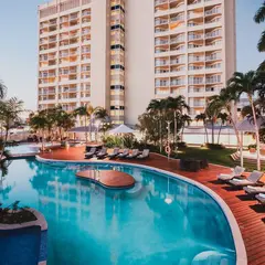 Pullman Cairns International
