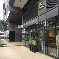 ウィー アー アイコニック ブティック