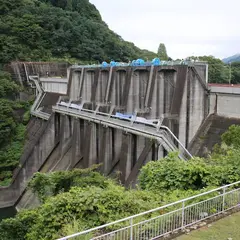 城山ダム