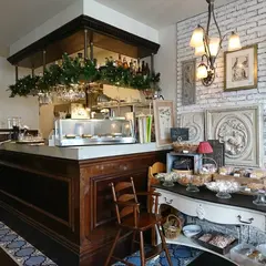 antiques&cafe majorelle