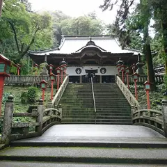 真言宗智山派 出流山満願寺