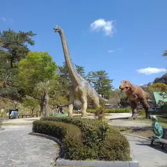 恐竜モニュメント