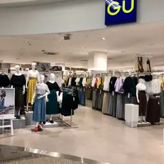 ジーユー イオンタウン富士南店