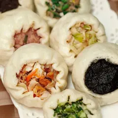 姜包子店