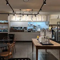 カペ ママス ヨンサン アイパークモール