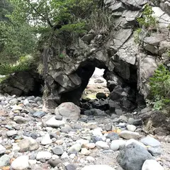 ぶっ通し岩
