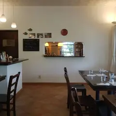 イタリア人のカフェ ベルデマーレ