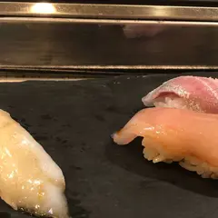 Sushi bar にぎりて