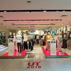 Uniqlo Chicago