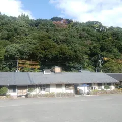 とどろき万太郎村