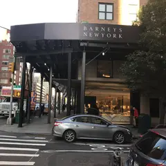 Barneys New York, Downtown