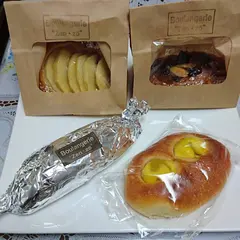 Artisan Boulangerie "Zen･zo"小俣店