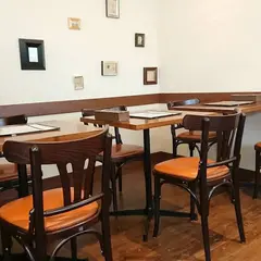 Patisserie cafe AMBIGRAM