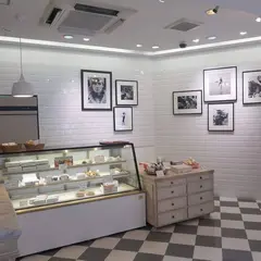 タマヤサンドの店 ラヴィアンローズ