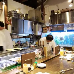 小川の魚