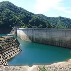 上野ダム