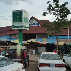 Phsar Leu Market（プサルー市場）