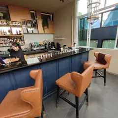 Sametnangshe Boutique
