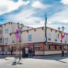 Edgewater Hotel