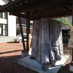 ウッディ上野村 銘木工芸館