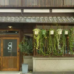 ハチ