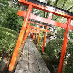 尾曳稲荷神社