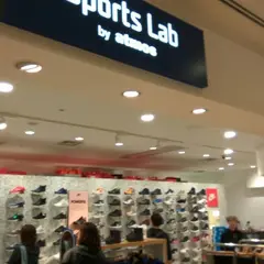 スポーツ ラボ バイ アトモス