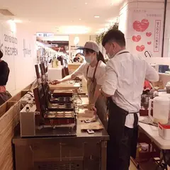 紅玉満赤心鶏蛋糕誠品站前店
