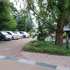 小布施町森の駐車場