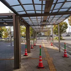 試験場前駅