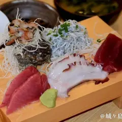 磯料理 まぐろ・地魚 魚の「カネあ」