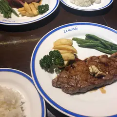 Le Mondeステーキ
