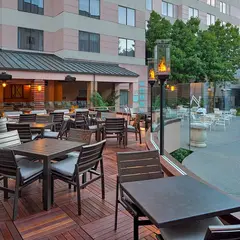 The Plaza Suites Hotel Silicon Valley