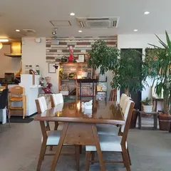 カフェ&キッチン マナビ