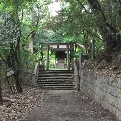 大江護国神社