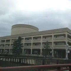 宝塚市役所