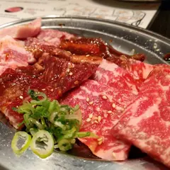 焼肉 ろざん