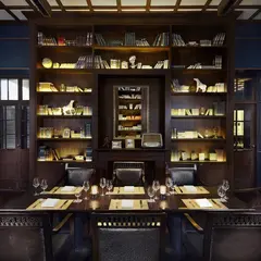 The Service 1921 Restaurant & Bar